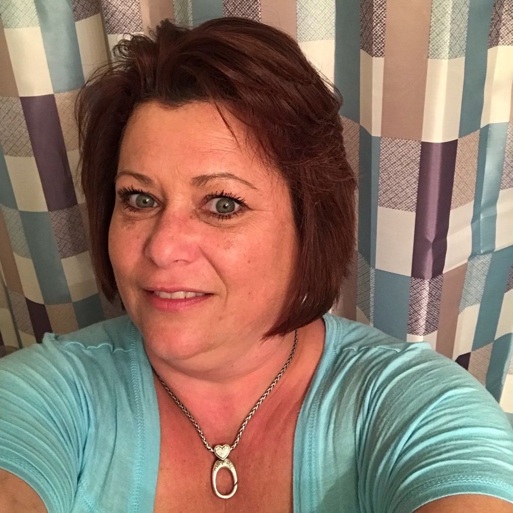 Meet your Posher, Tina